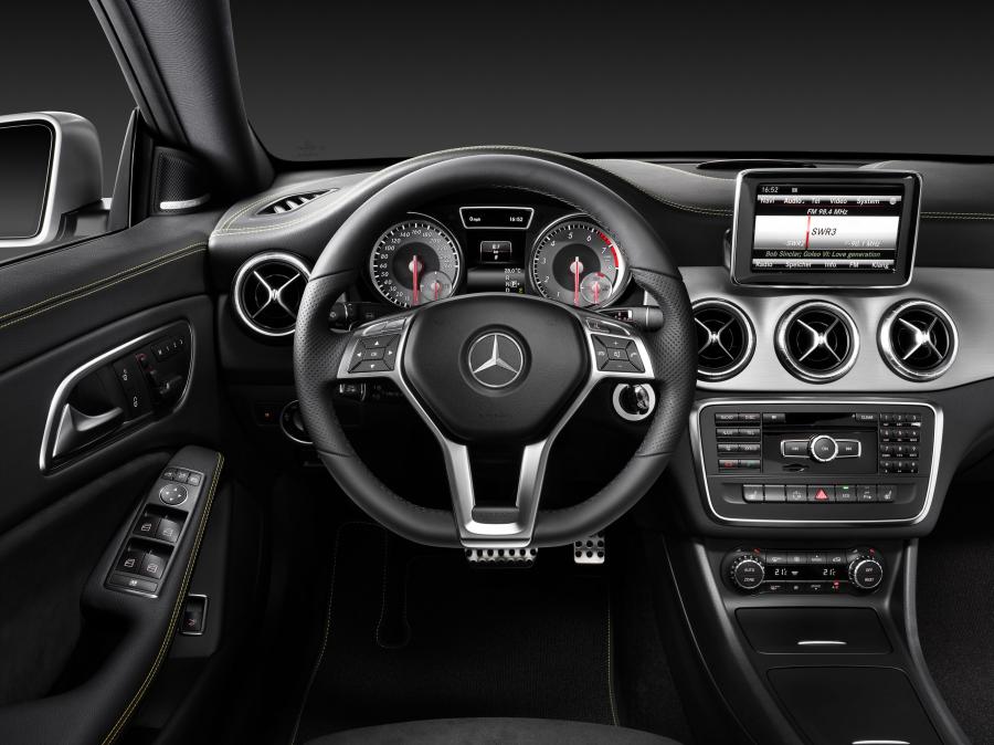  Mercedes-Benz CLA250 2014 года  (US) (фото 27 из 28)